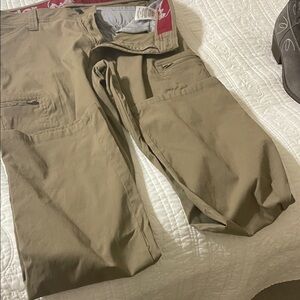 Wrangler Men's Cargo Jeans - Tan